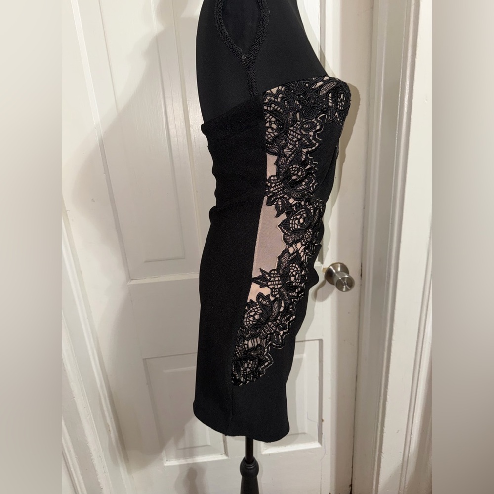 Women's size‎ 6 Lipsy Black Lace Mini Dress, casual, prom, date night - Picture 3 of 6